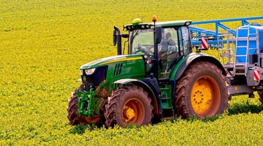 A nehézségek ellenére is töretlen a magyar gazdák traktorvásárlási kedve