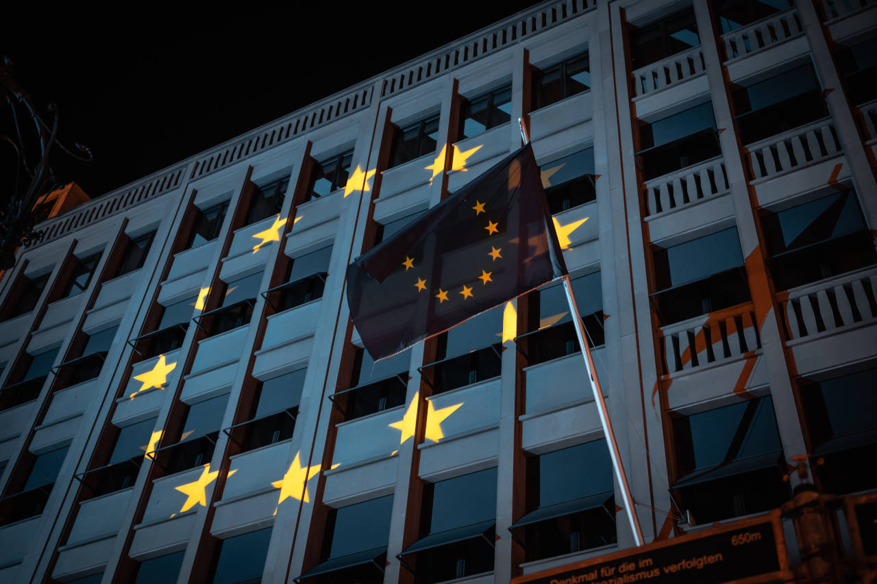 Ukrajna és Moldova EU-tagjelölti státuszt kapott – jelentette be Charles Michel, az Európai Tanács elnöke. „A mai nap döntő lépést jelent az EU felé vezető úton