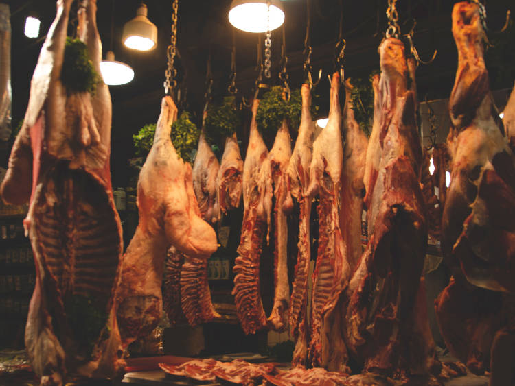 2022 júniusában Ukrajna 9000 tonna sertéshúst importált, ami négyszerese a 2021 júniusi számoknak, mivel az ország továbbra is küzd a hazai termelés zavaraival.