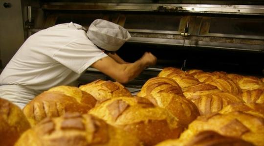Amikor a rémálom valóra válik: ezer forint lesz a legolcsóbb kenyér?