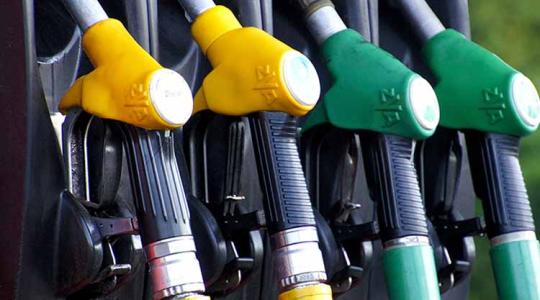 Jelentős áremelkedés jön a benzinkutakon. Kilőtt a gázolaj ára!
