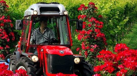 Prémium kategóriás Antonio Carraro megfordítható kormányülésű traktorok, készletről, azonnal