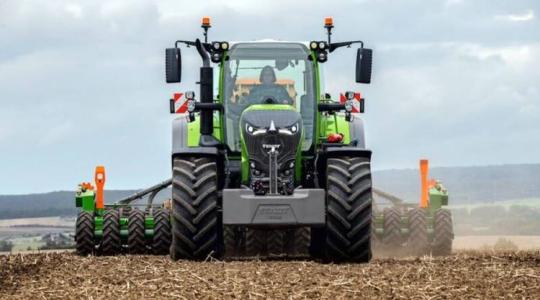 Megérkezett a Fendt traktorok új generációja! 