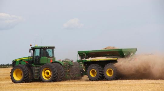 Nézd meg, mennyivel több traktort vettek a gazdák 2022-ben 2021-hez képest 