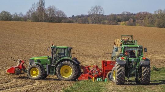 Spanyolországban állami támogatást kapnak a gazdák műtrágya és üzemanyag vásárlására