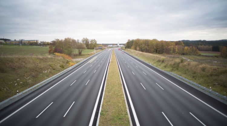 Elkészült a Via-Carpatia közúti közlekedési folyosó magyar szakasza, és az ország számos pontján épülnek a gyorsforgalmi utak.