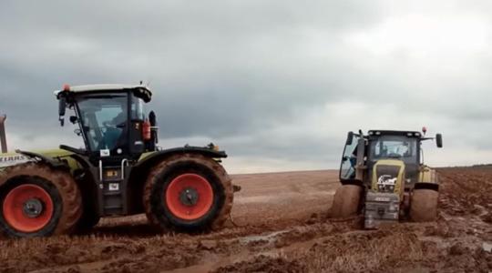 Nagyon durva traktorelakadások következnek – VIDEÓK