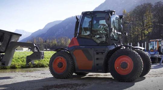 Traktorgyárat épít a Syn Trac Romániában – videó