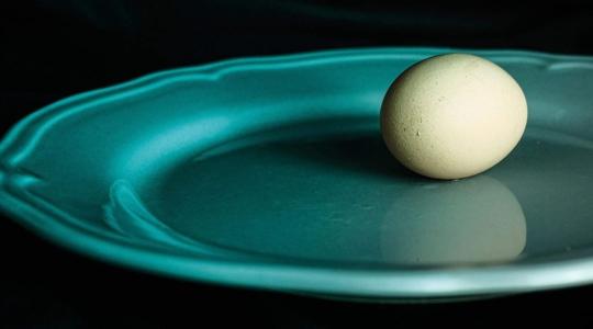 Hogy kerül a tojás az asztalra?