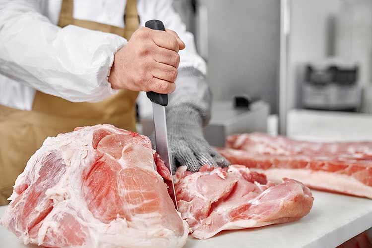 A nyers sertéshúsok kiskereskedelmi beszerzési ára 21-28 százalékkal magasabb, mint egy éve