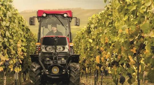 Új traktorok a Case IH-tól a szőlő- és gyümölcstermelőknek 