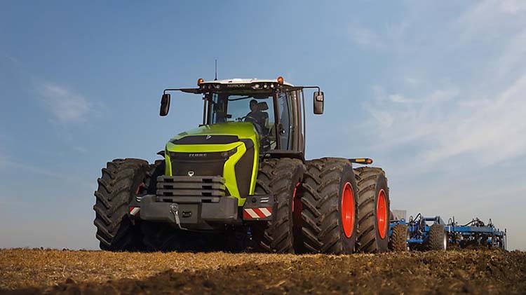 A XERION 12-es sorozat érkezésével hatalmas, speciális traktorokkal bővül a CLAAS kínálata, a legnagyobb teljesítménykategóriában