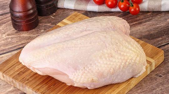 27 százalékot zuhant a csontos csirkemell feldolgozói ára