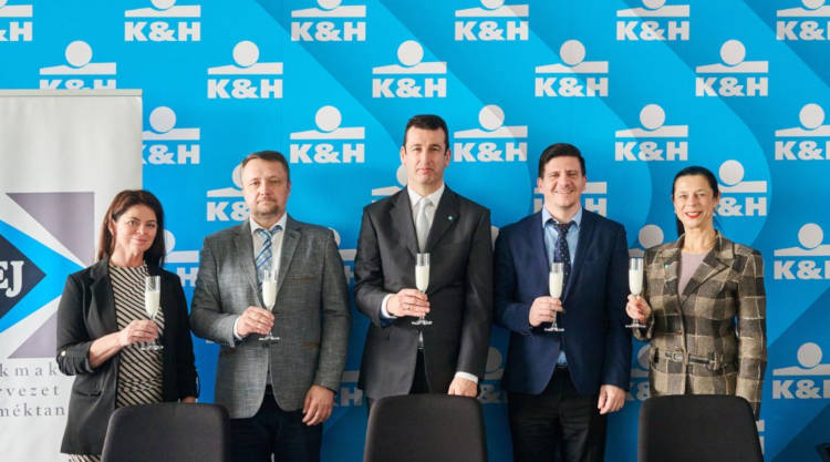 együttműködési megállapodást írt alá a K&H és a Tej Terméktanács 