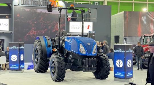 Itt a New Holland második elektromos traktora