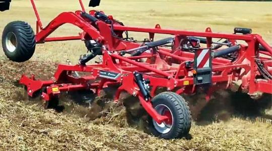 A Tomelilla Agrotechnika Kft. bemutatja a Kverneland új szántóföldi kultivátorát +VIDEÓ