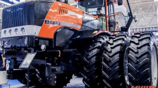 Európára, főleg Kelet-Európára "gyúrnak" a kínai traktorgyártók +KÉPEK, VIDEÓ