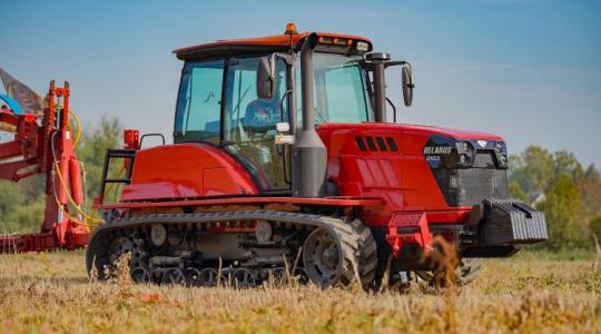 Igencsak pofás lett ez a különleges Belarus traktor