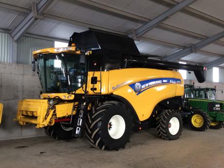 New holland vagy Claas kombájnt vegyek.....ELDŐLT!!!!!